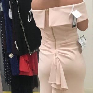 Betsy & Adam Women's Pink Petite Off-the-shoulder scuba mermaid gown